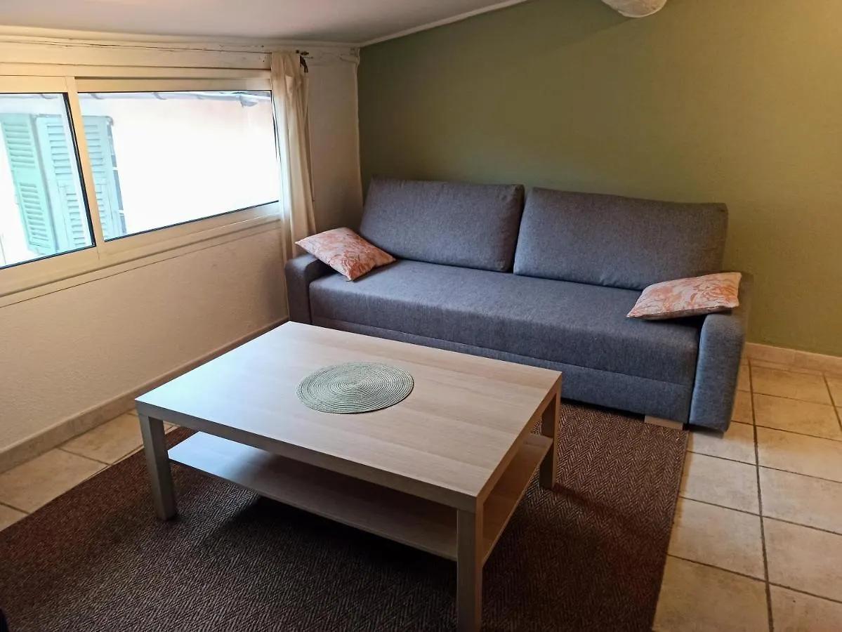 Vieux Nice - 2P de charme idéalement placé Apartamento