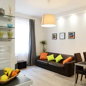 Apartment Carre D'or Very Near The, Nizza